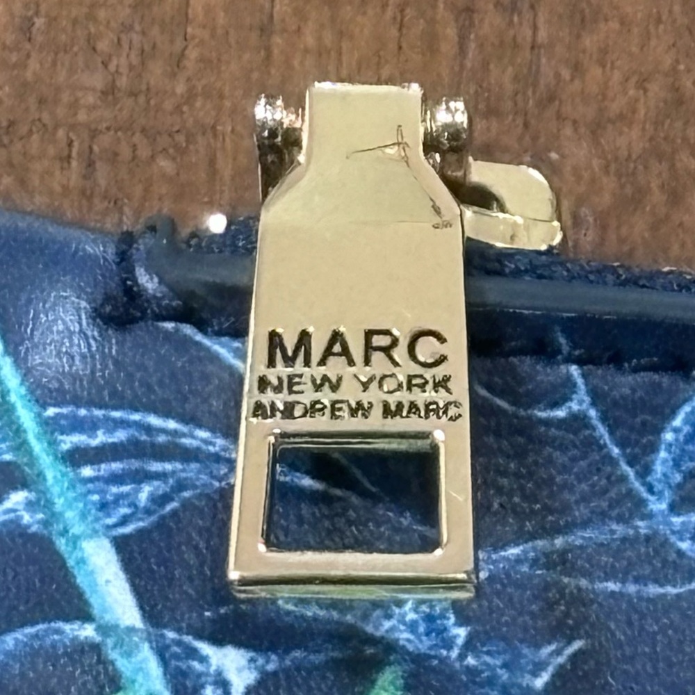 NWOT Marc New York Floral Leather Wallet with Charms! - Picture 8 of 12